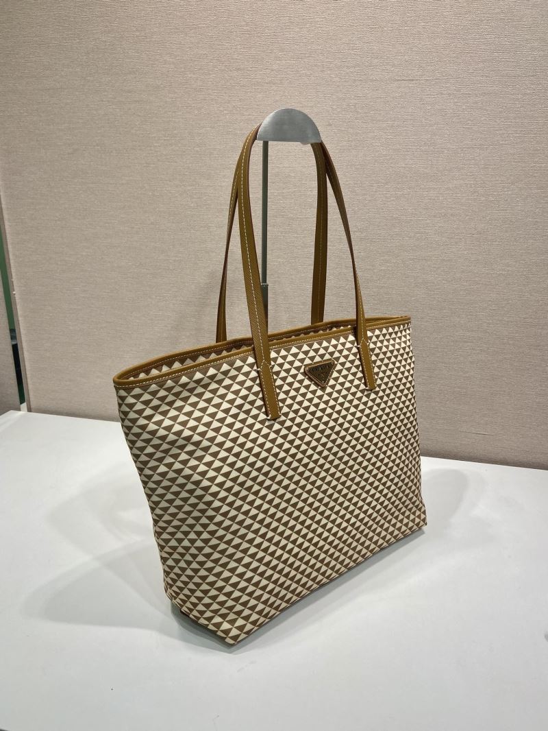 Pra*a tote bags